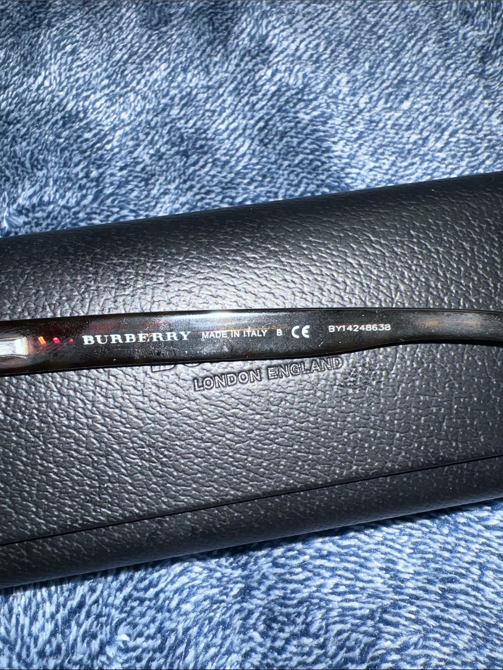 Burberry eyeglasses in a tortoise shell pattern B2108 - Picture 6 of 7